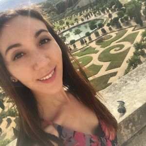 Meet your Posher, Amanda